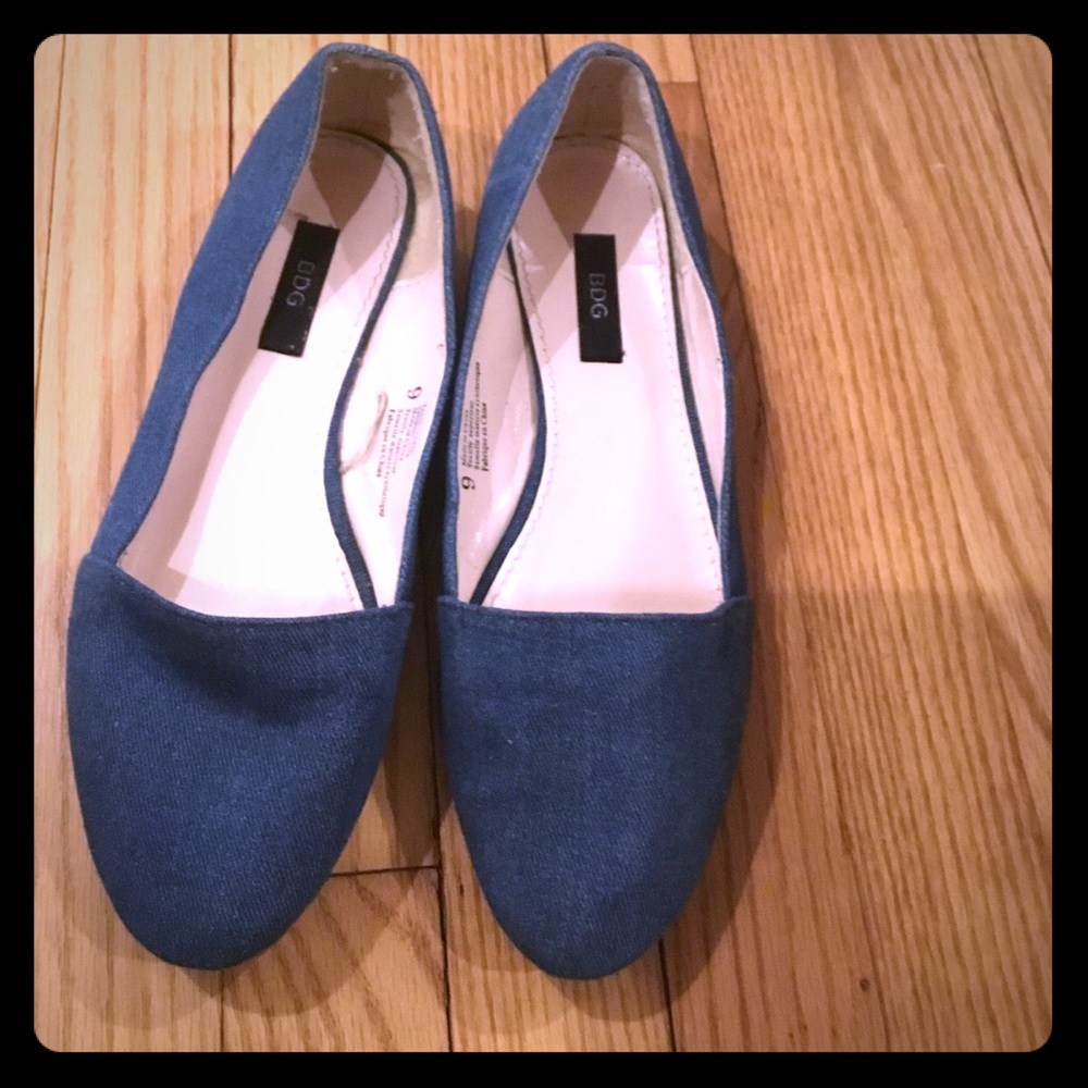 Women’s denim flats